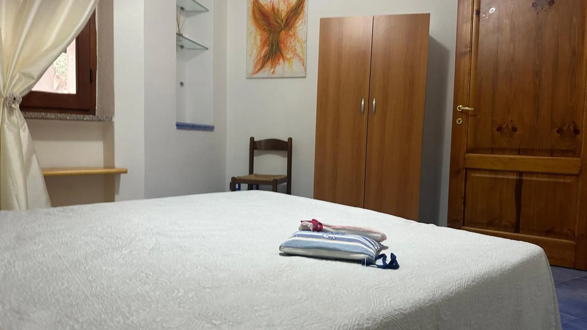 הוילה קניגיונה Casa Paolina 0*,